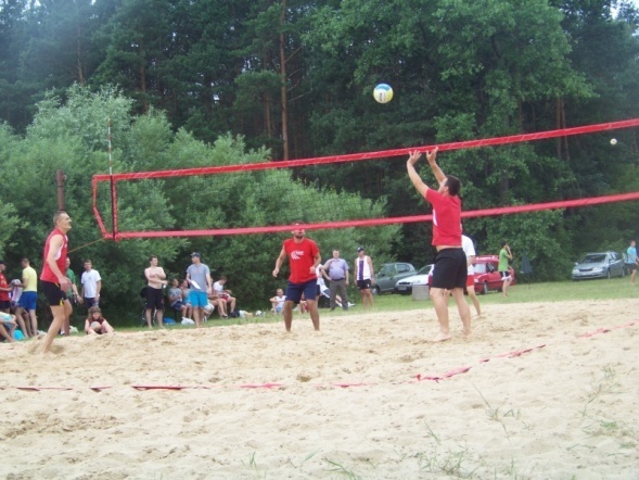 Siatkarze i siatkarki rywalizowali na plaży w Ostrołęce [7 VII 2012] - zdjęcie #15 - eOstroleka.pl