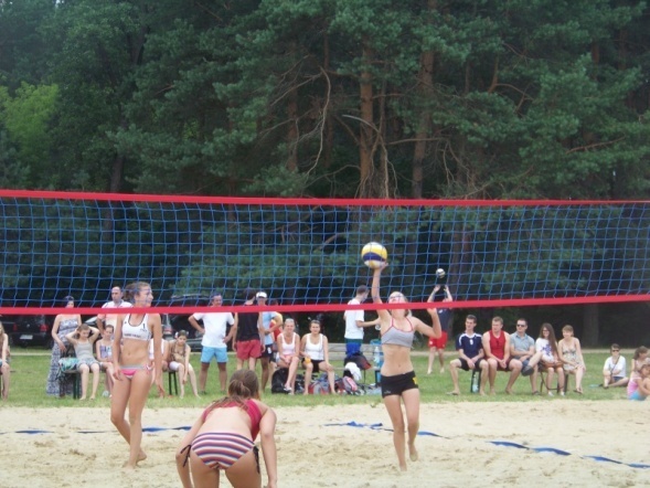 Siatkarze i siatkarki rywalizowali na plaży w Ostrołęce [7 VII 2012] - zdjęcie #13 - eOstroleka.pl