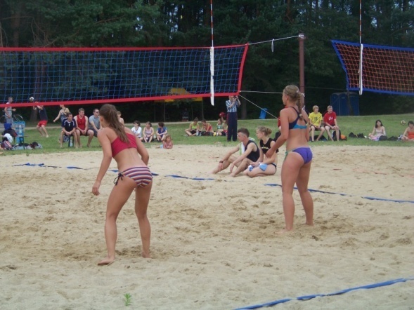 Siatkarze i siatkarki rywalizowali na plaży w Ostrołęce [7 VII 2012] - zdjęcie #9 - eOstroleka.pl