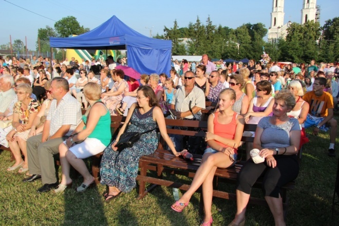 Goworowo: Zespół Akcent gwaizdą pikniku [8 VII 2012] - zdjęcie #45 - eOstroleka.pl