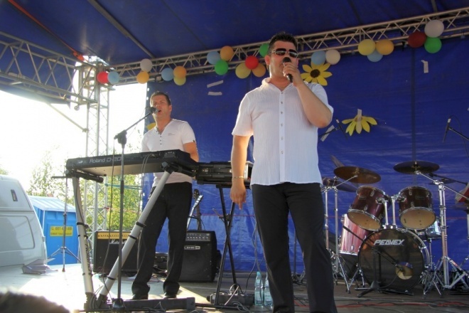 Goworowo: Zespół Akcent gwaizdą pikniku [8 VII 2012] - zdjęcie #30 - eOstroleka.pl