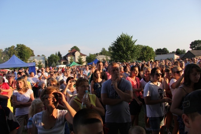 Goworowo: Zespół Akcent gwaizdą pikniku [8 VII 2012] - zdjęcie #26 - eOstroleka.pl