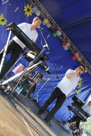 Goworowo: Zespół Akcent gwaizdą pikniku [8 VII 2012] - zdjęcie #22 - eOstroleka.pl