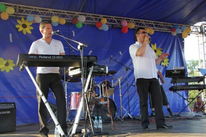Goworowo: Zespół Akcent gwaizdą pikniku [8 VII 2012] - zdjęcie #21 - eOstroleka.pl