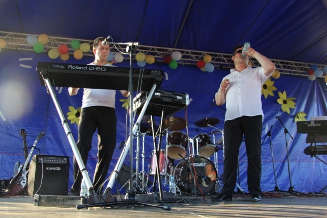 Goworowo: Zespół Akcent gwaizdą pikniku [8 VII 2012] - zdjęcie #11 - eOstroleka.pl