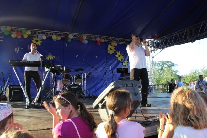 Goworowo: Zespół Akcent gwaizdą pikniku [8 VII 2012] - zdjęcie #5 - eOstroleka.pl
