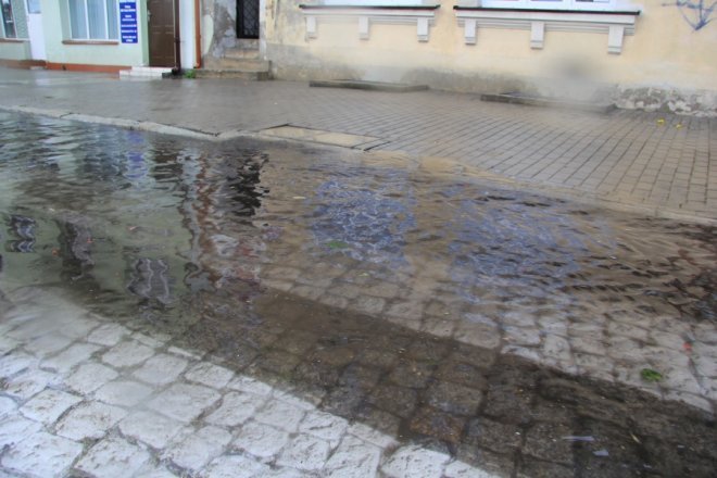 Grad i deszcz nad Ostrołęką: Blac bema pod wodą [11 VII 2012] - zdjęcie #13 - eOstroleka.pl