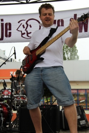 Koncert zespołu PodobaMISIę w strugach deszczu [14 VII 2012] - zdjęcie #29 - eOstroleka.pl