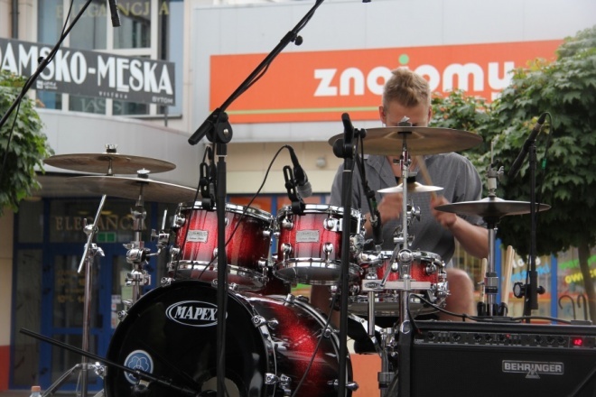 Koncert zespołu PodobaMISIę w strugach deszczu [14 VII 2012] - zdjęcie #17 - eOstroleka.pl