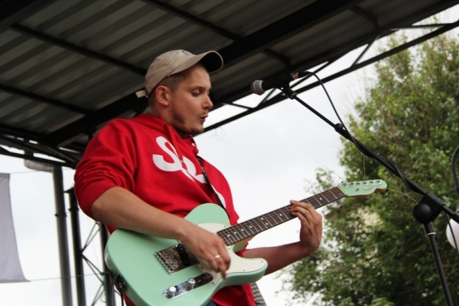 Koncert zespołu PodobaMISIę w strugach deszczu [14 VII 2012] - zdjęcie #1 - eOstroleka.pl