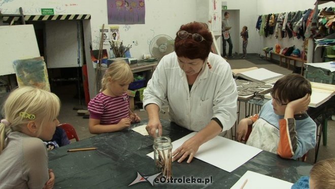 Warsztaty plastyczne w OCK [18.07.2012] - zdjęcie #24 - eOstroleka.pl