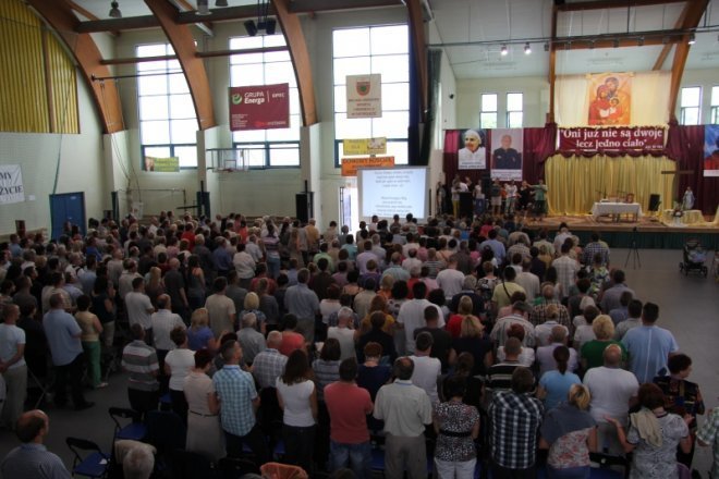Rozpoczęły się rekolekcje Jamesa Manjackala dla małżeństw sakramentalnych [26 VII 2012] - zdjęcie #30 - eOstroleka.pl