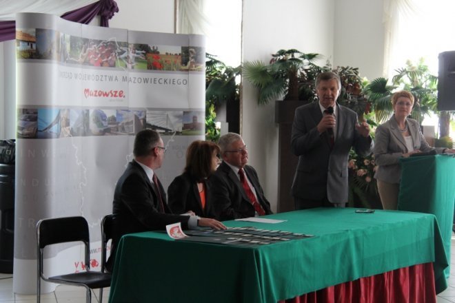 Ochotnicza Straż Pożarna z powiatu ostrołęckiego otrzyma nowy sprzęt [27 VII 2012] - zdjęcie #16 - eOstroleka.pl