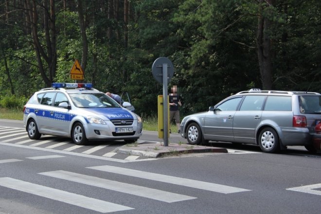 Kolizja czterech aut na ulicy Łomżyńskiej [27.VII.2012] - zdjęcie #5 - eOstroleka.pl