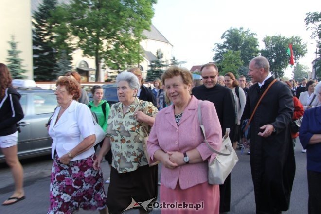Wyruszyła XXVIII piesza pielgrzymka na Jasną Górę [1 VII 2012] - zdjęcie #19 - eOstroleka.pl
