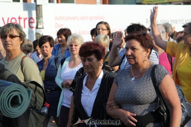 Wyruszyła XXVIII piesza pielgrzymka na Jasną Górę [1 VII 2012] - zdjęcie #45 - eOstroleka.pl