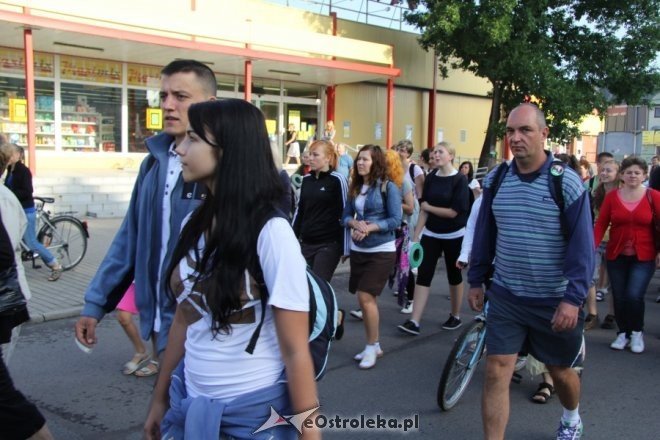 Wyruszyła XXVIII piesza pielgrzymka na Jasną Górę [1 VII 2012] - zdjęcie #4 - eOstroleka.pl
