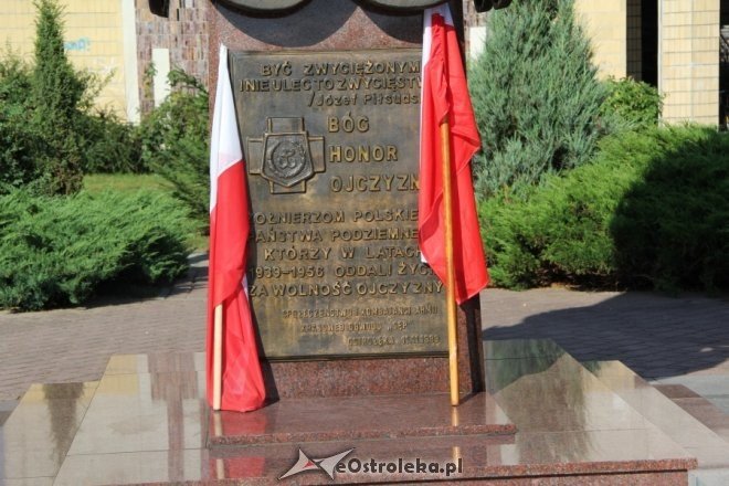 68. rocznica wybuchu Powstania Warszawskiego [1 VIII 2012] - zdjęcie #13 - eOstroleka.pl