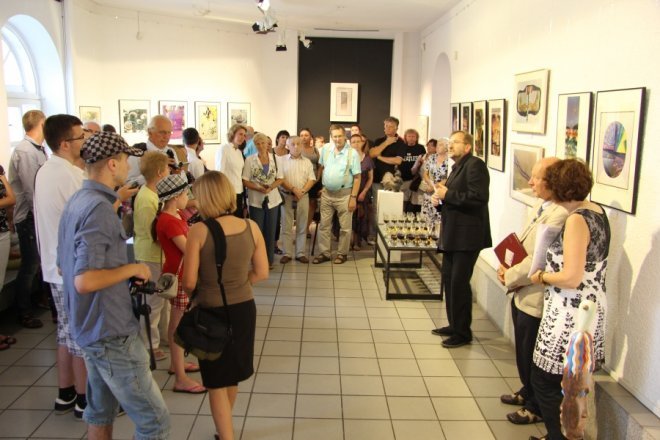 Wernisaż wystawy Jurgena Steinemanna w w Galerii Ostrołęka [2 VIII 2012] - zdjęcie #4 - eOstroleka.pl