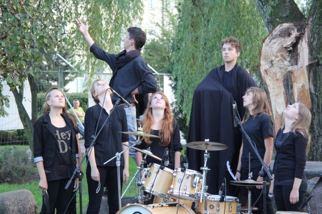 Art Czwartek: Deszcz w butach - recital Klaudii Miłoszewskiej [10 VIII 2012] - zdjęcie #22 - eOstroleka.pl