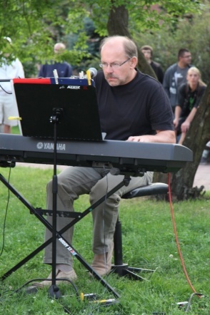 Art Czwartek: Deszcz w butach - recital Klaudii Miłoszewskiej [10 VIII 2012] - zdjęcie #4 - eOstroleka.pl