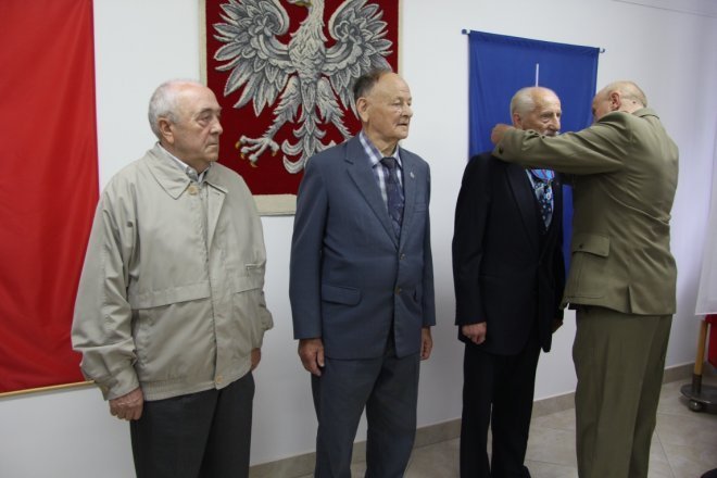 Święto Wojska Polskiego: Medale odznaczenia i podziękowania [14 VIII 2012] - zdjęcie #11 - eOstroleka.pl