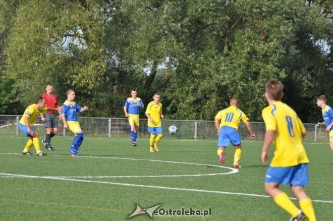 Liga Okręgowa: Korona Ostrołęka - Kryształ Glinojeck [18.08.2012] - zdjęcie #17 - eOstroleka.pl