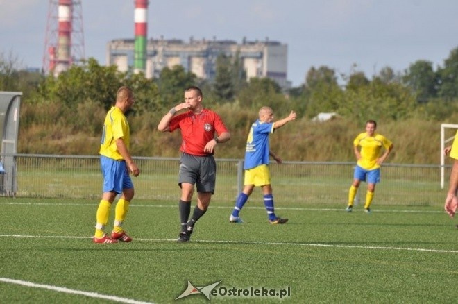 Liga Okręgowa: Korona Ostrołęka - Kryształ Glinojeck [18.08.2012] - zdjęcie #11 - eOstroleka.pl