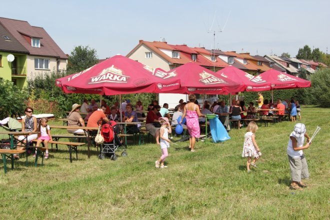 Festyn osiedla Pomian i Bursztynowe [19 VIII 2012] - zdjęcie #3 - eOstroleka.pl