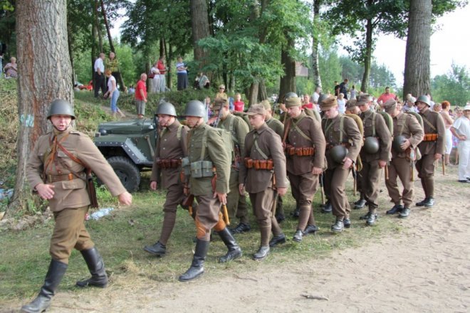 Widowisko historyczne Bitwa o Nowogród [19 VIII 2012] - zdjęcie #7 - eOstroleka.pl
