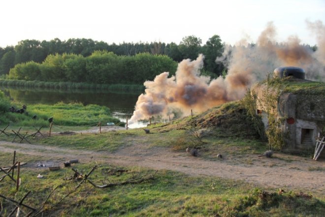 Widowisko historyczne Bitwa o Nowogród [19 VIII 2012] - zdjęcie #83 - eOstroleka.pl