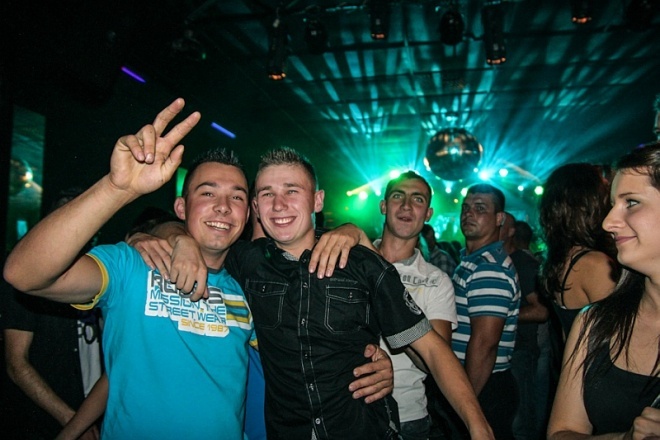 Xsensation Club - impreza [18.08.2012] - zdjęcie #39 - eOstroleka.pl