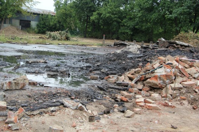 Orlik z piwnicą po ułańskiej stajni [22 VIII 2012] - zdjęcie #1 - eOstroleka.pl