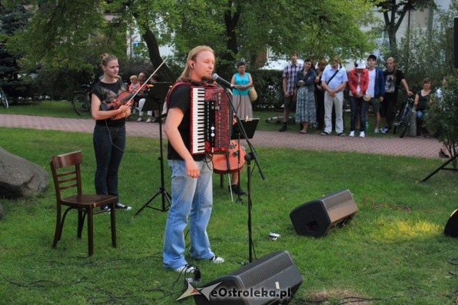 Art Czwartek: Cyjarz na Dachu [23.08.2012] - zdjęcie #29 - eOstroleka.pl