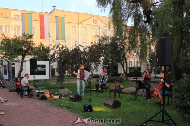 Art Czwartek: Cyjarz na Dachu [23.08.2012] - zdjęcie #4 - eOstroleka.pl