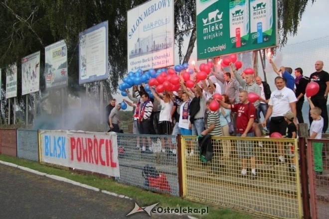 VI ligi: Narew Ostrołęka - Wkra Żuromin [25.08.2012] - zdjęcie #1 - eOstroleka.pl