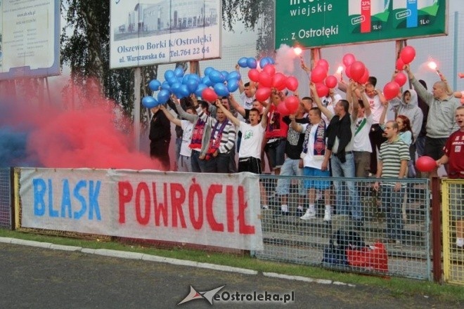 VI ligi: Narew Ostrołęka - Wkra Żuromin [25.08.2012] - zdjęcie #4 - eOstroleka.pl