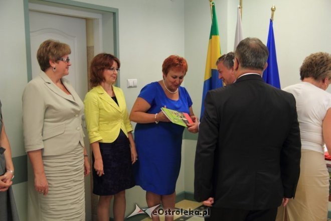 35 nauczycieli otrzymało akty nadania na wyższe stopnie zawodowe [29.08.2012] - zdjęcie #38 - eOstroleka.pl