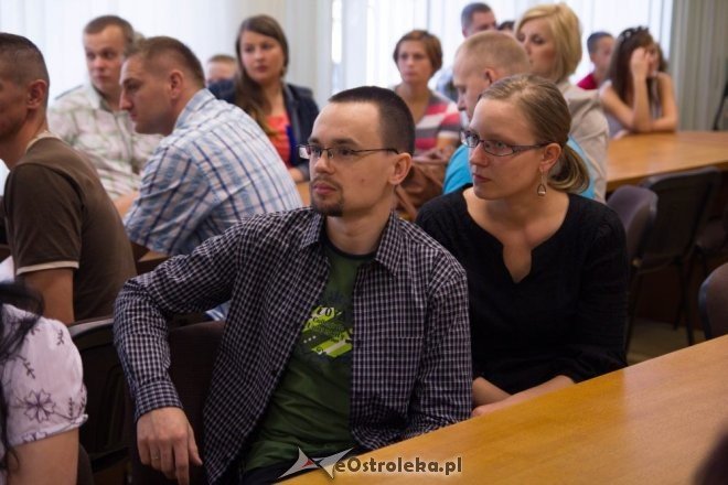 Przekazanie kluczy do nowych mieszkań OTBS [31.08.2012] - zdjęcie #50 - eOstroleka.pl