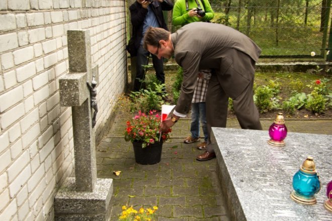 73. rocznica wybuchu II wojny światowej [1 IX 2012] - zdjęcie #21 - eOstroleka.pl