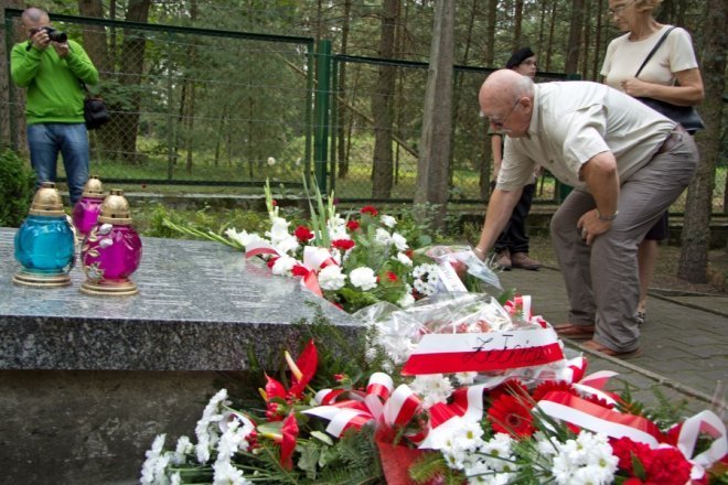 73. rocznica wybuchu II wojny światowej [1 IX 2012] - zdjęcie #22 - eOstroleka.pl