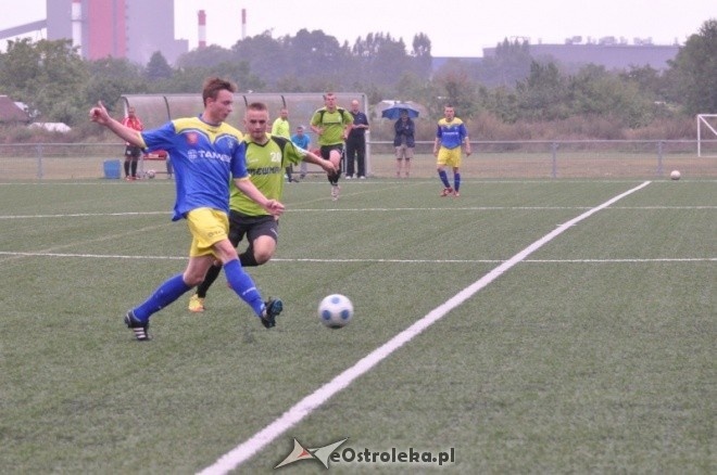 Liga Okręgowa: Korona HiD - Makowianka Maków Maz. 1:0 [1.09.2012] - zdjęcie #8 - eOstroleka.pl