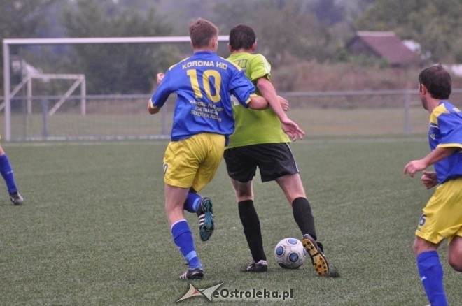 Liga Okręgowa: Korona HiD - Makowianka Maków Maz. 1:0 [1.09.2012] - zdjęcie #5 - eOstroleka.pl