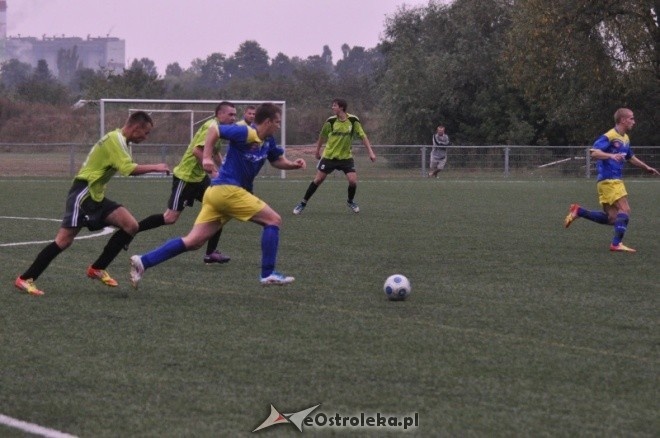 Liga Okręgowa: Korona HiD - Makowianka Maków Maz. 1:0 [1.09.2012] - zdjęcie #1 - eOstroleka.pl
