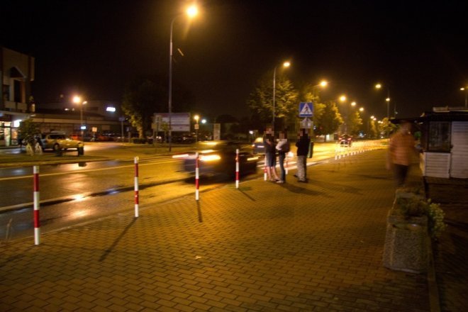 Potrącenie pieszego na przejściu na ulicy Hallera [1 IX 2012] - zdjęcie #9 - eOstroleka.pl