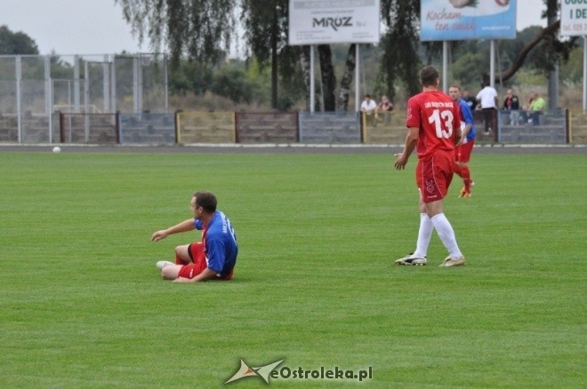 III Liga: Narew Ostrołęka - Błękitni Raciąż [5.09.2012] - zdjęcie #38 - eOstroleka.pl