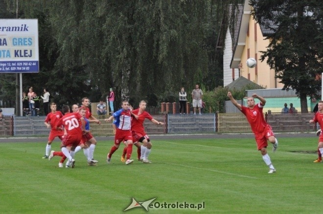 III Liga: Narew Ostrołęka - Błękitni Raciąż [5.09.2012] - zdjęcie #35 - eOstroleka.pl