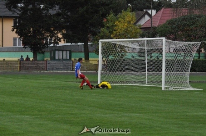 III Liga: Narew Ostrołęka - Błękitni Raciąż [5.09.2012] - zdjęcie #24 - eOstroleka.pl
