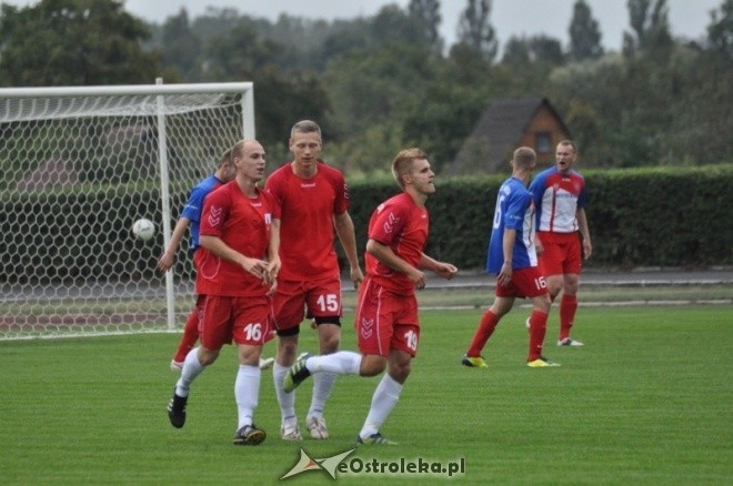 III Liga: Narew Ostrołęka - Błękitni Raciąż [5.09.2012] - zdjęcie #17 - eOstroleka.pl