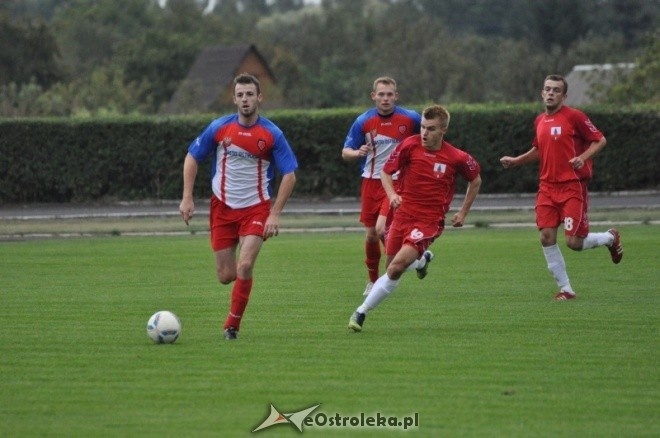 III Liga: Narew Ostrołęka - Błękitni Raciąż [5.09.2012] - zdjęcie #16 - eOstroleka.pl